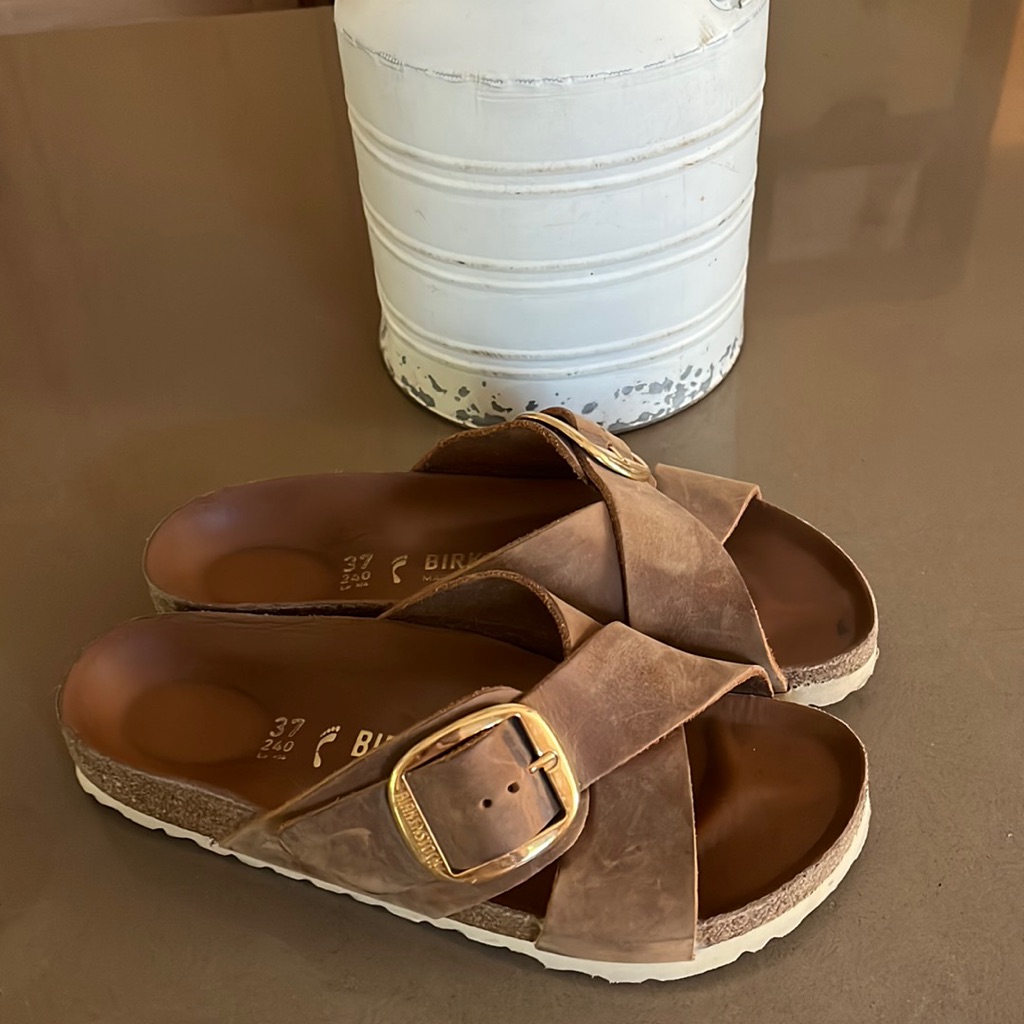 Lugano Suede Sandal